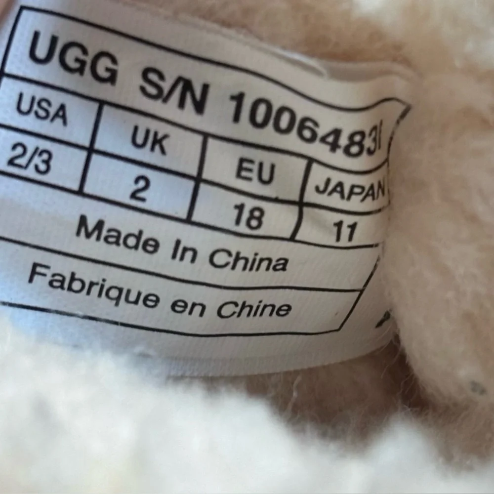 UGG boots color