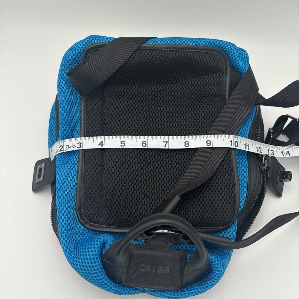 caraa sleek backpack