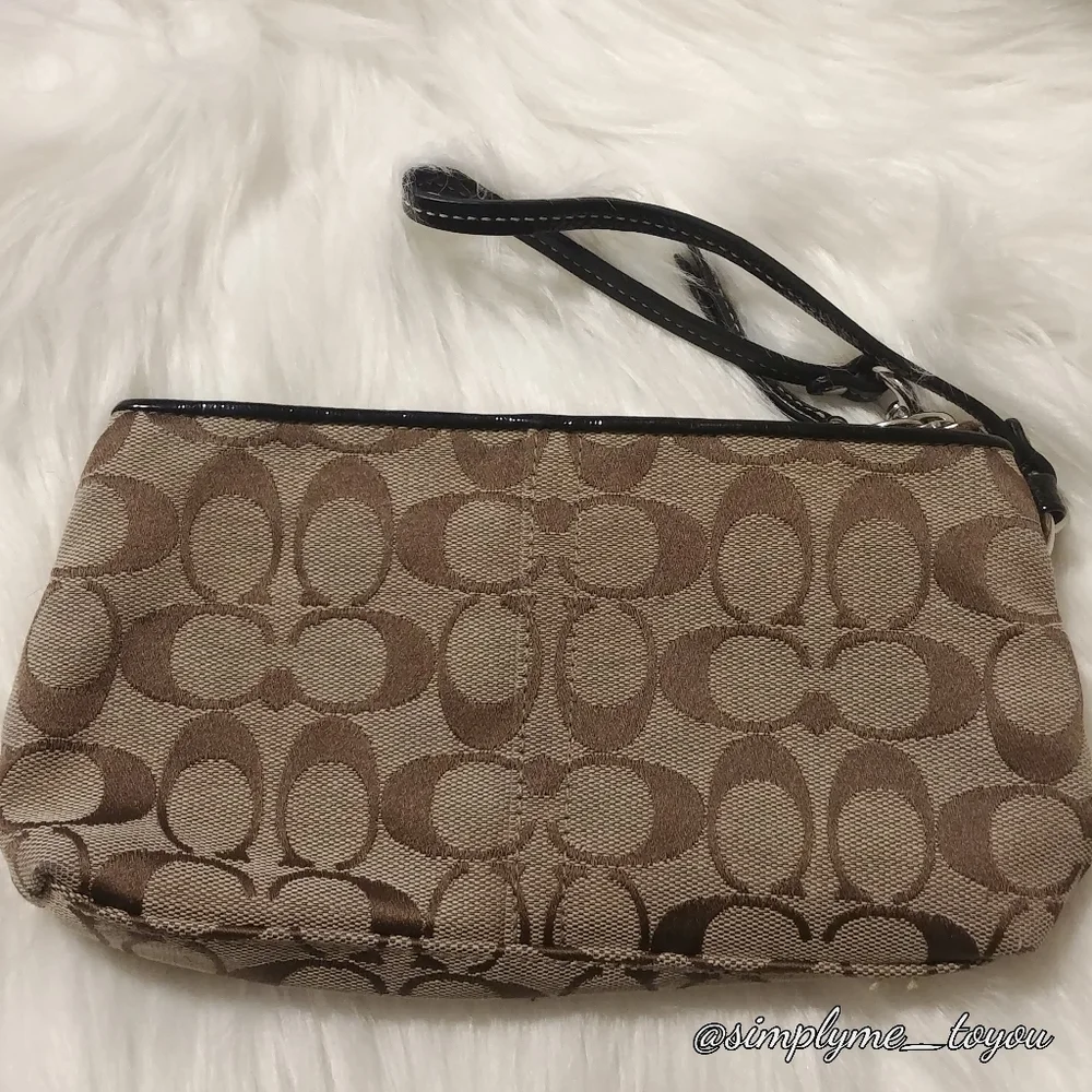 Coach signature jacquard