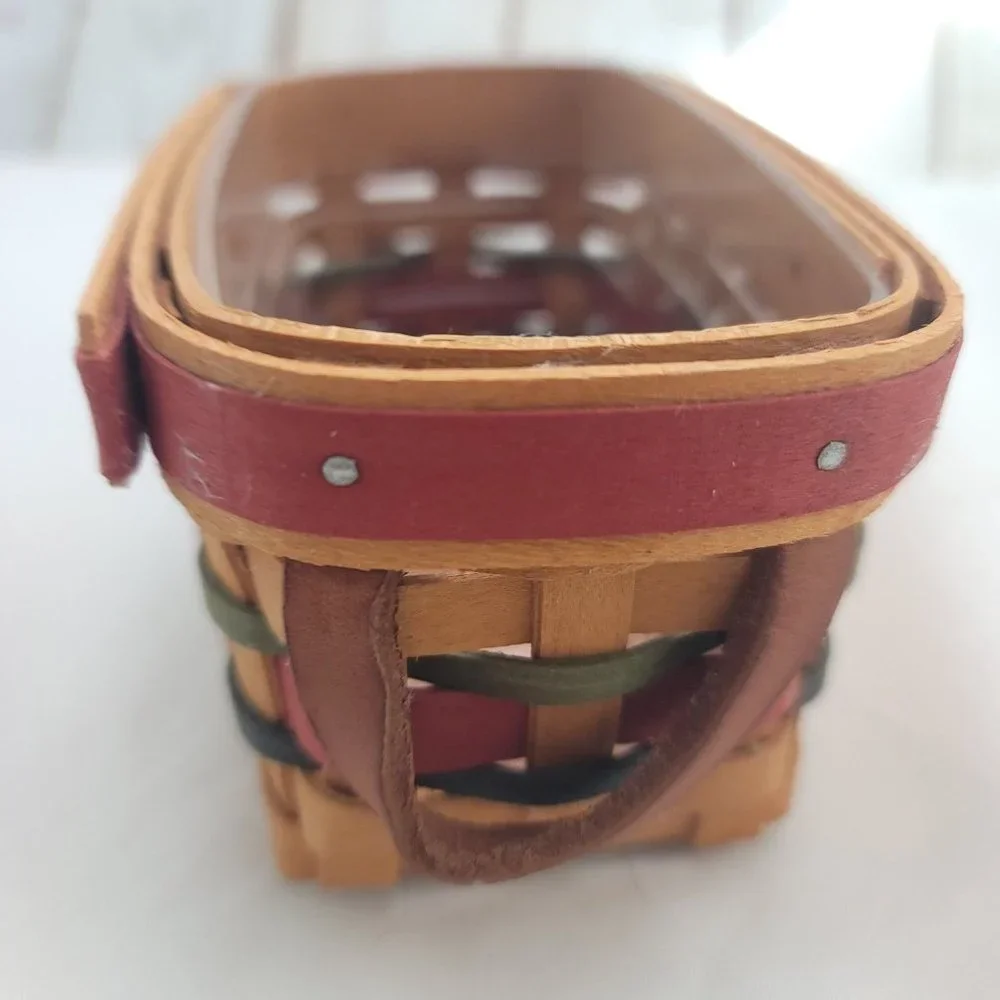 Longaberger multicolor 2000