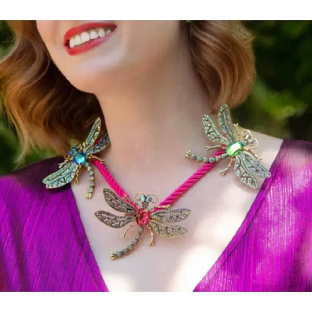 Vintage | Heidi Daus | Trembling Brilliance | Green | Dragonfly Crystal Pin