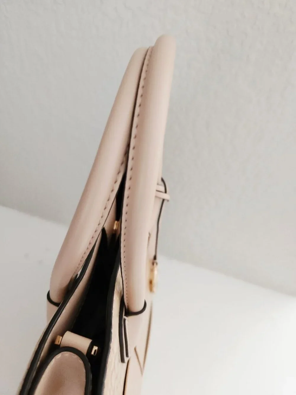 Michael Kors m59 10