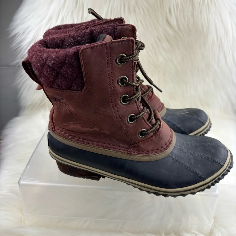 Sorel slimpack lace