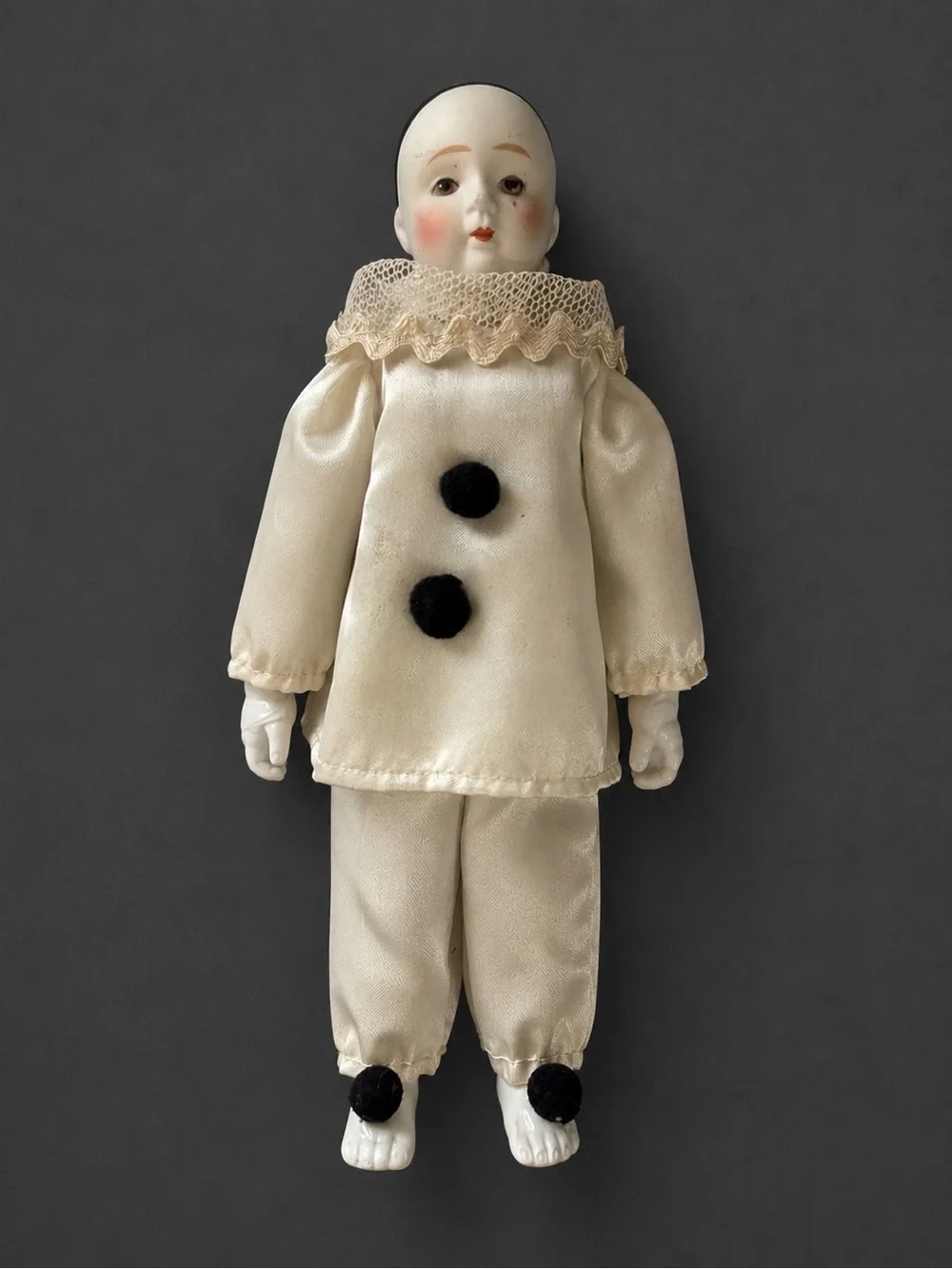 70s 80s Pierrot mime clown porcelain doll, cloth body.  Lace collar. 7