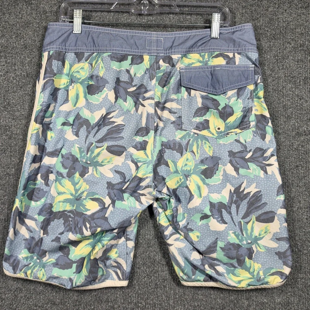 Quiksilver board shorts