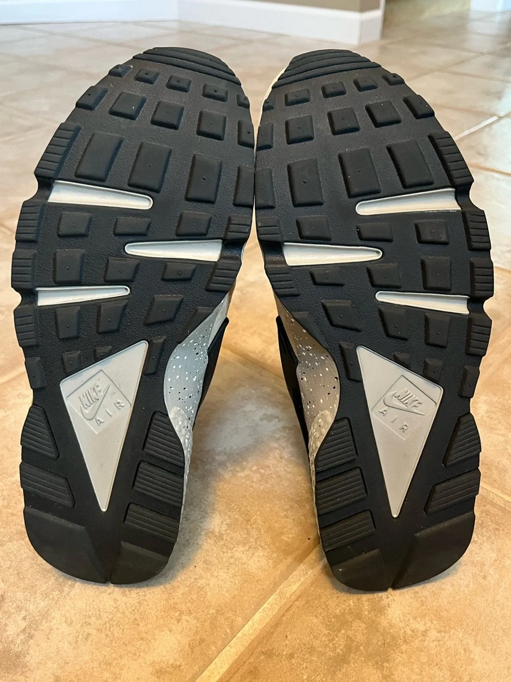 Nike 704830 200
