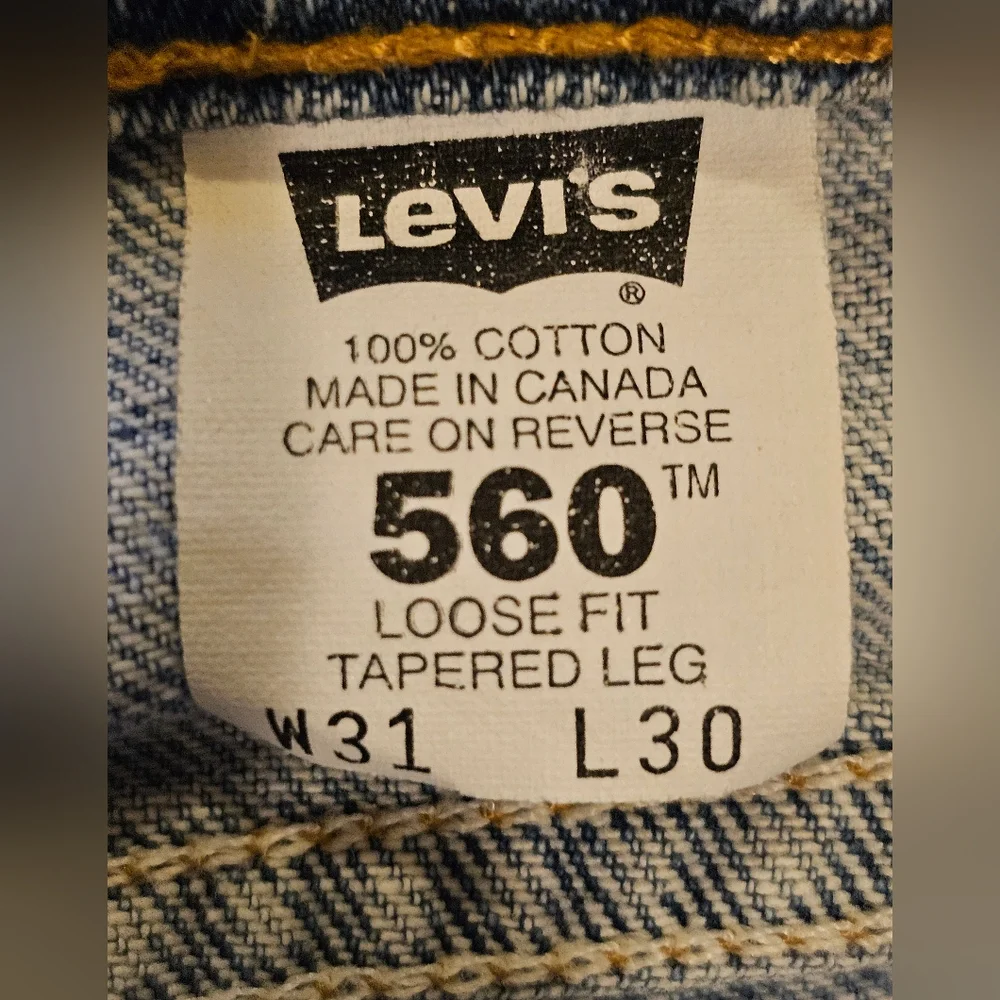Levis pre loved