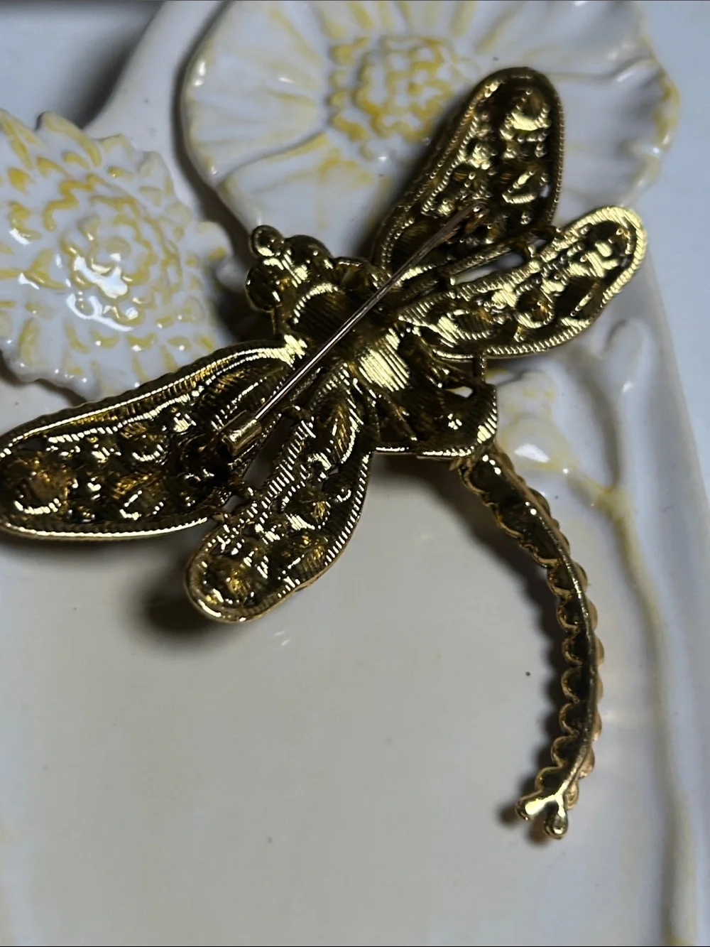 N/A gold tone