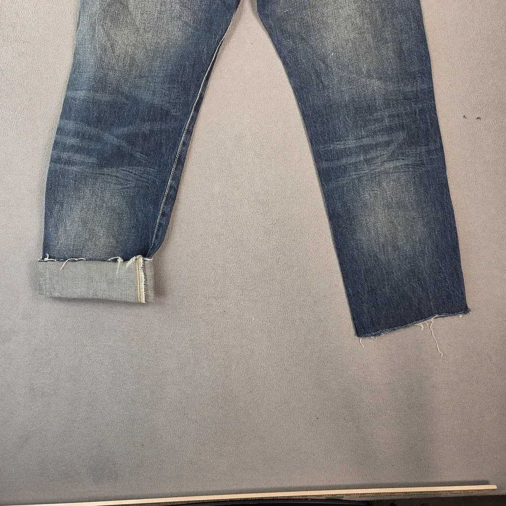 Levis important sizing