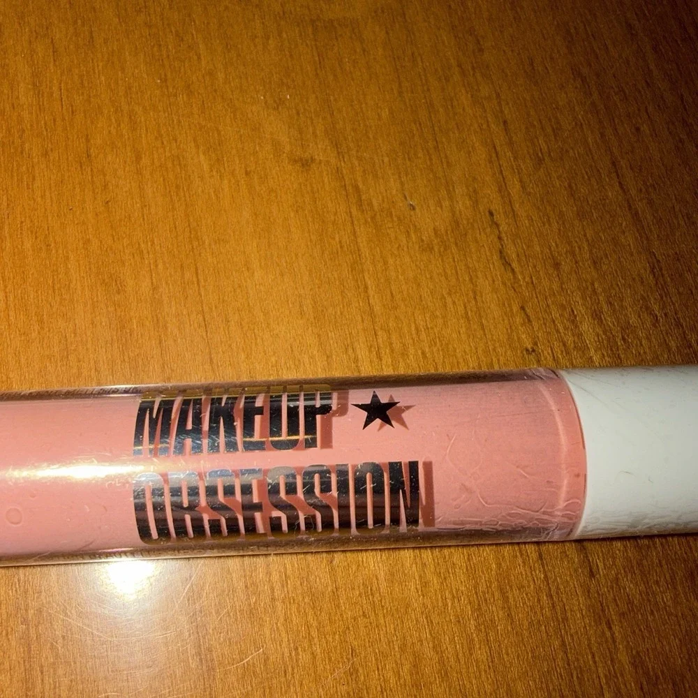 NEW Makeup Obsession‎ Lip Gloss, Resolute