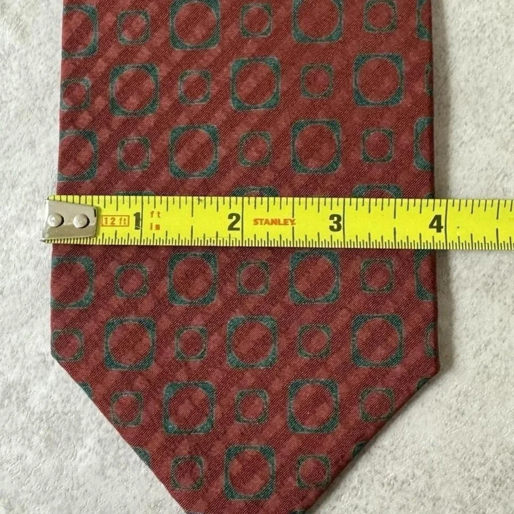 Georgio Armani Cravette Mens 100% Silk Neck Tie Geometric Print Italy‎