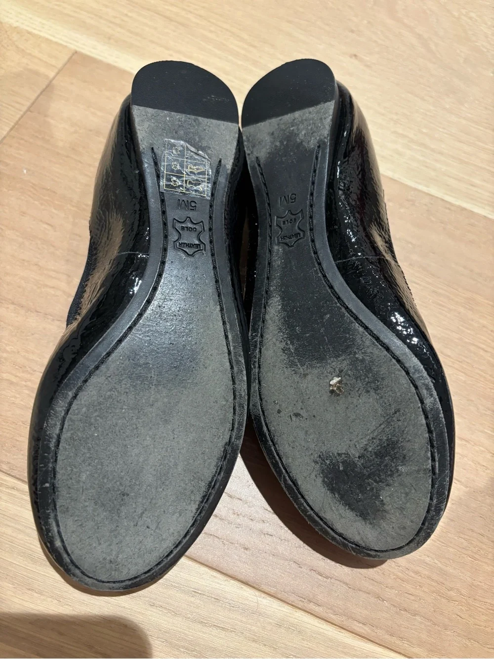 Tory Burch shiny black