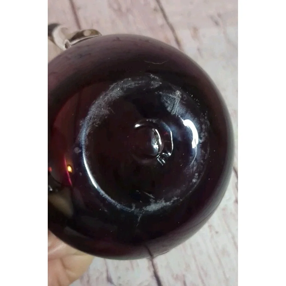 Unmarked source can