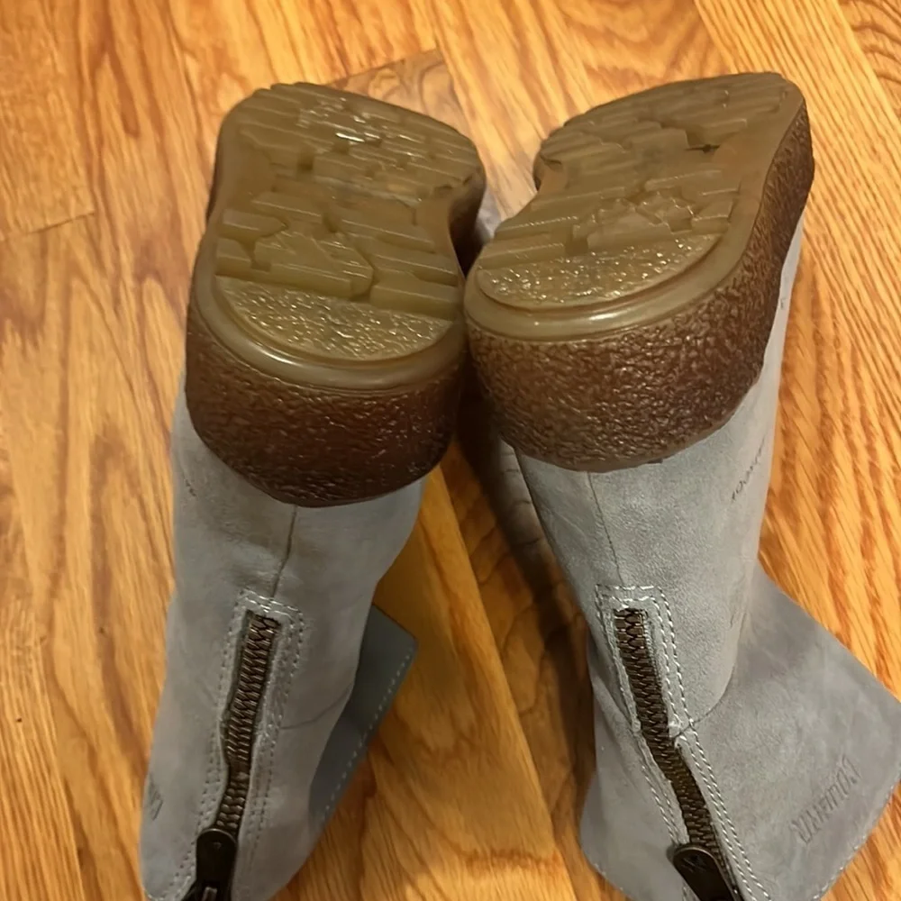 New Free People Cougar Cozy Up Shearling Boots in Ash Blue size 7
