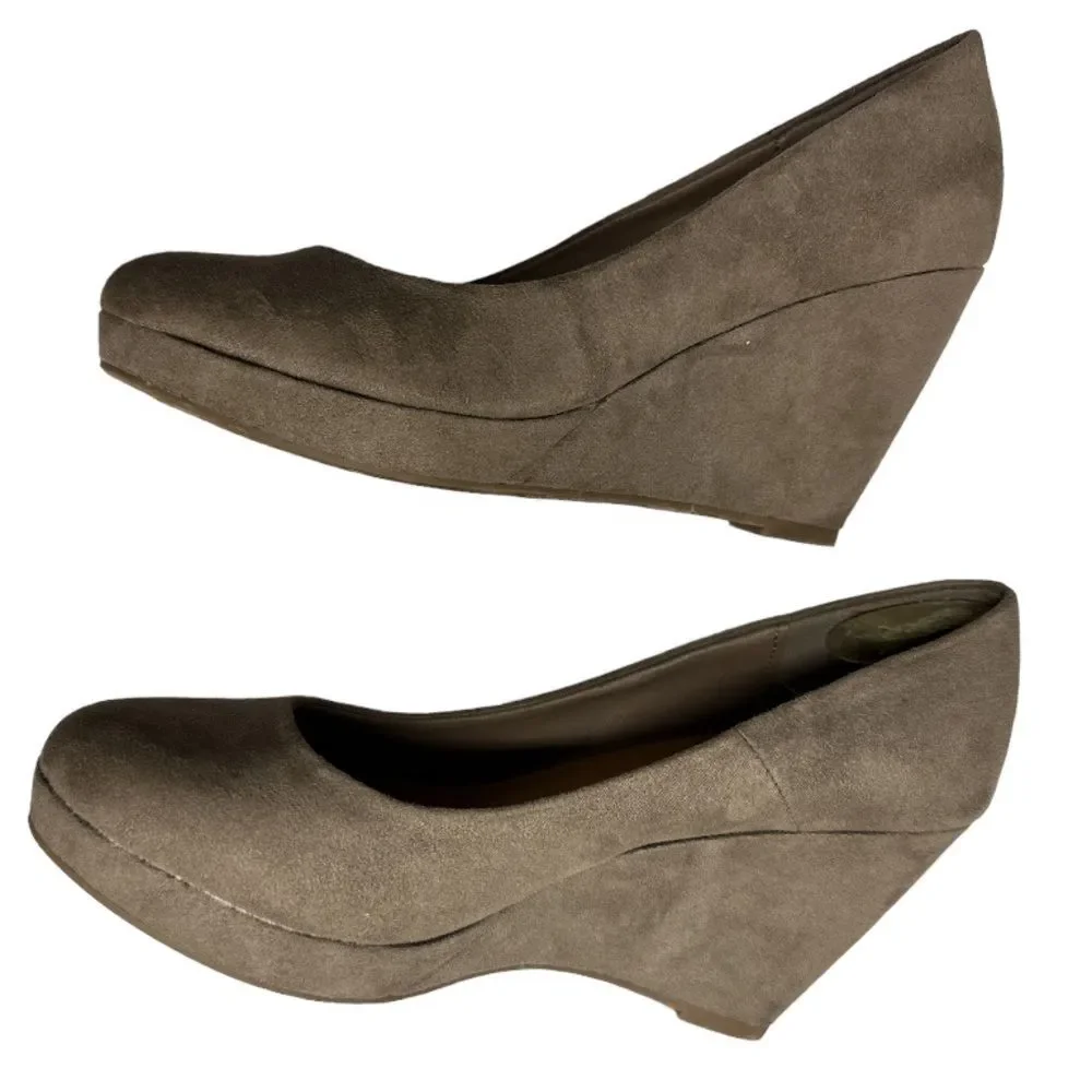 Apt. 9‎ Women's Faux Suede Platform Wedge Ballet Shoes Size 8.5
