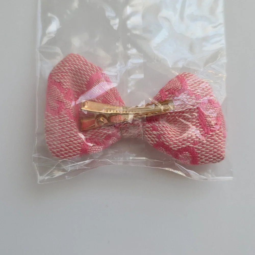 Labubu adorable pink