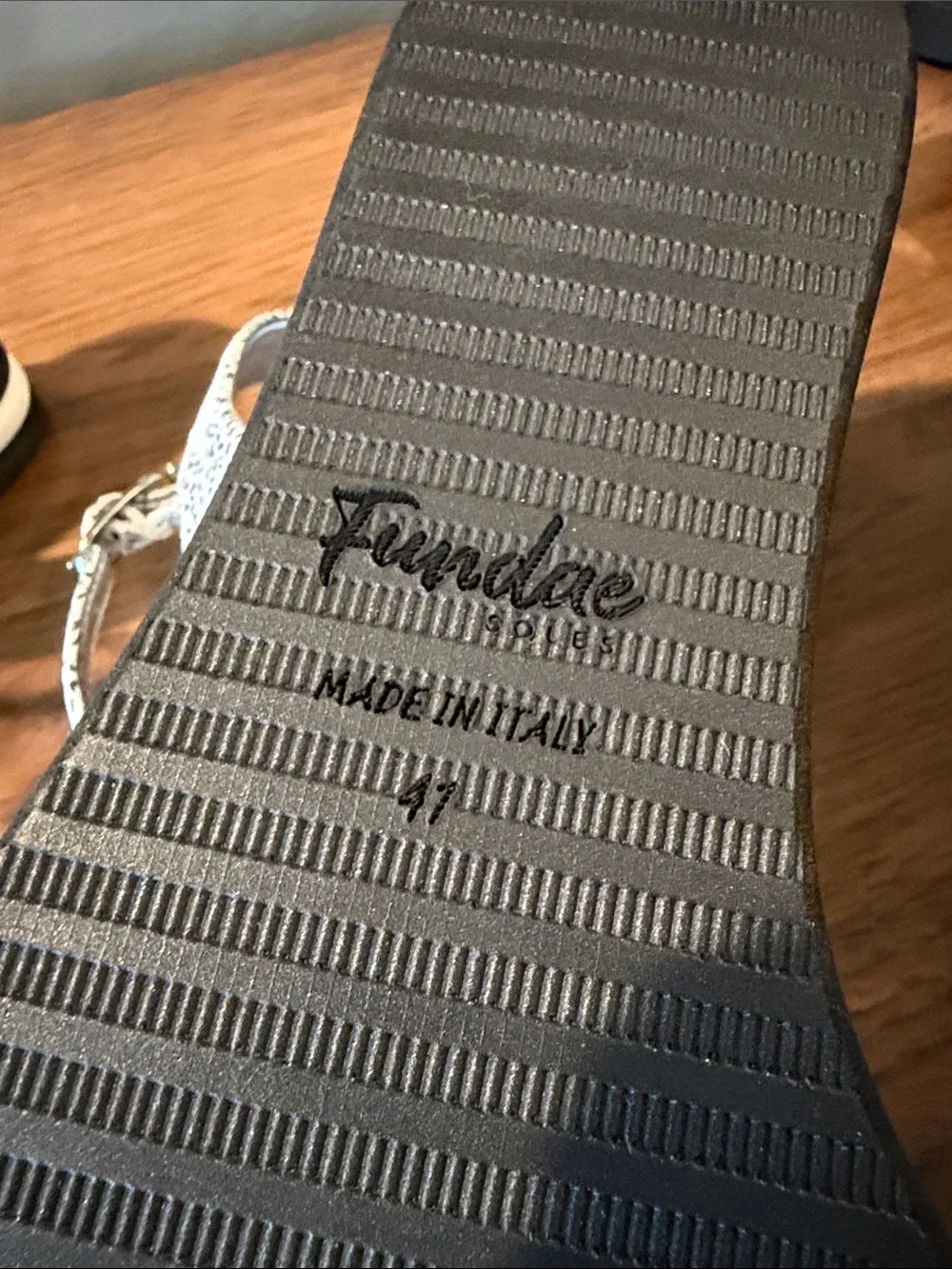 Fundae brand new
