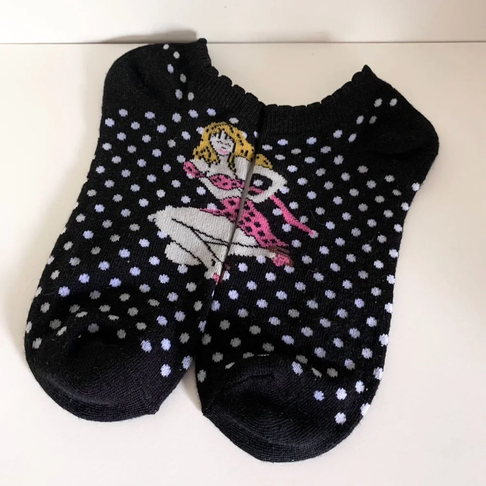 Hold Betsy Johnson y2k socks