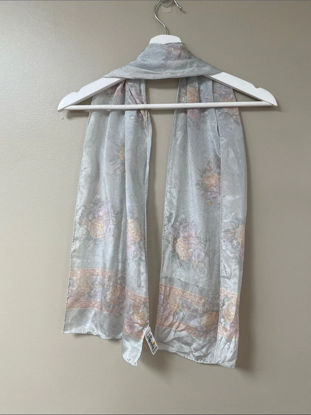 Liz Claiborne lightweight silk