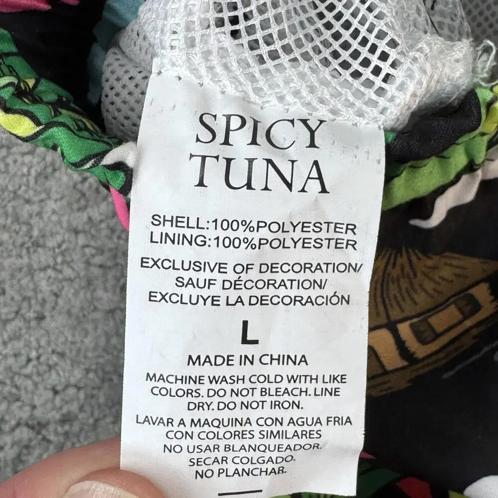 Spicy Tuna men board