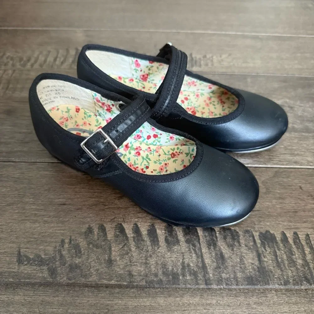 Capezio stylish comfortable