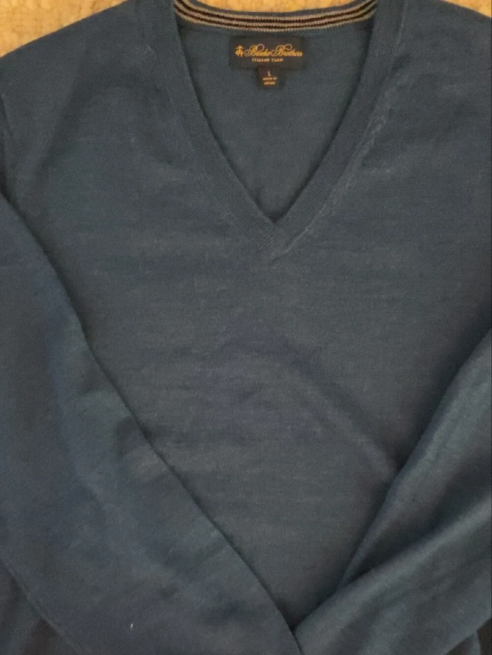 Brooks Brothers clean neck