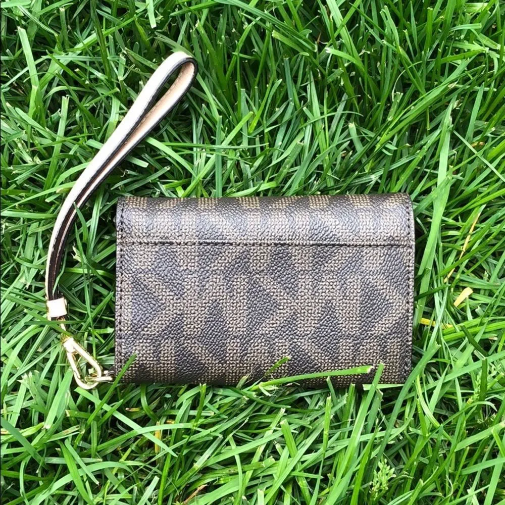 Michael Kors like new