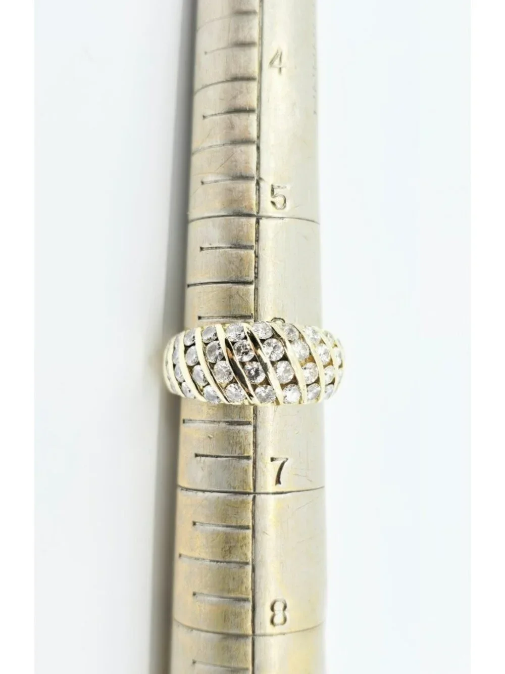 Unique 14K Karat Solid Yellow Gold Designer Round Diamond Cocktail Ring - Size 6
