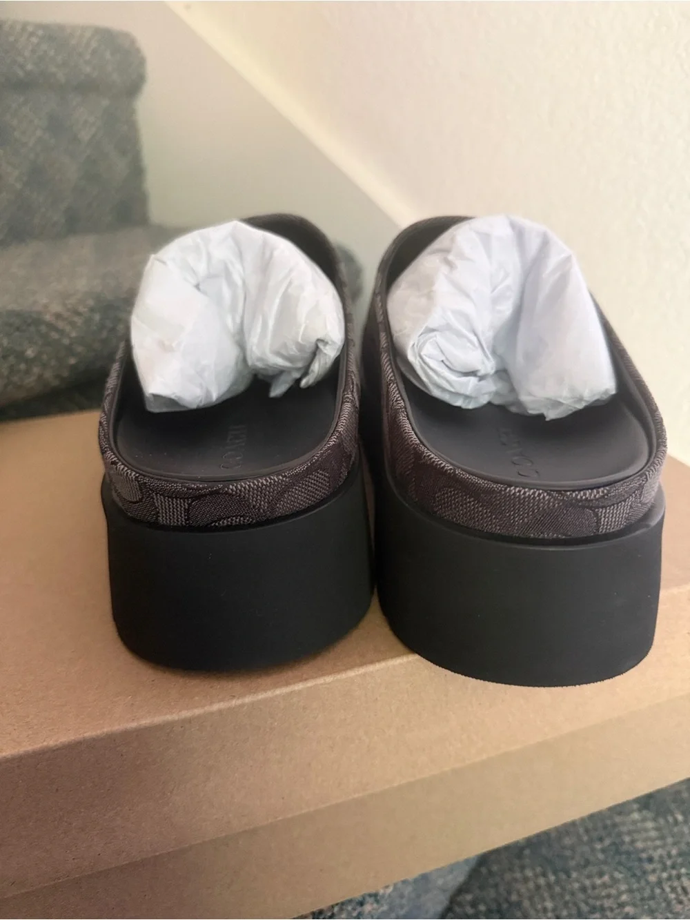 Coach slip clogs