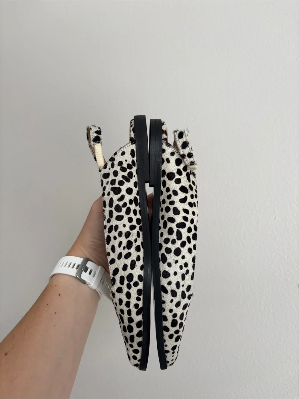 Amria pointy-toe slingback flats with calf hair animal print size EU 36