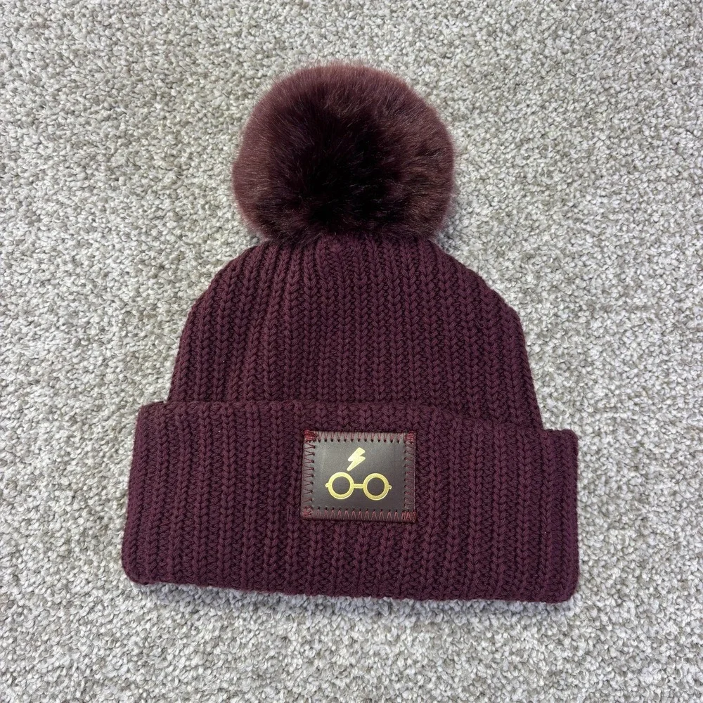 Love Your Melon Beanie Unisex One Size Red Harry Potter Pom Pom‎ Winter Knit Hat