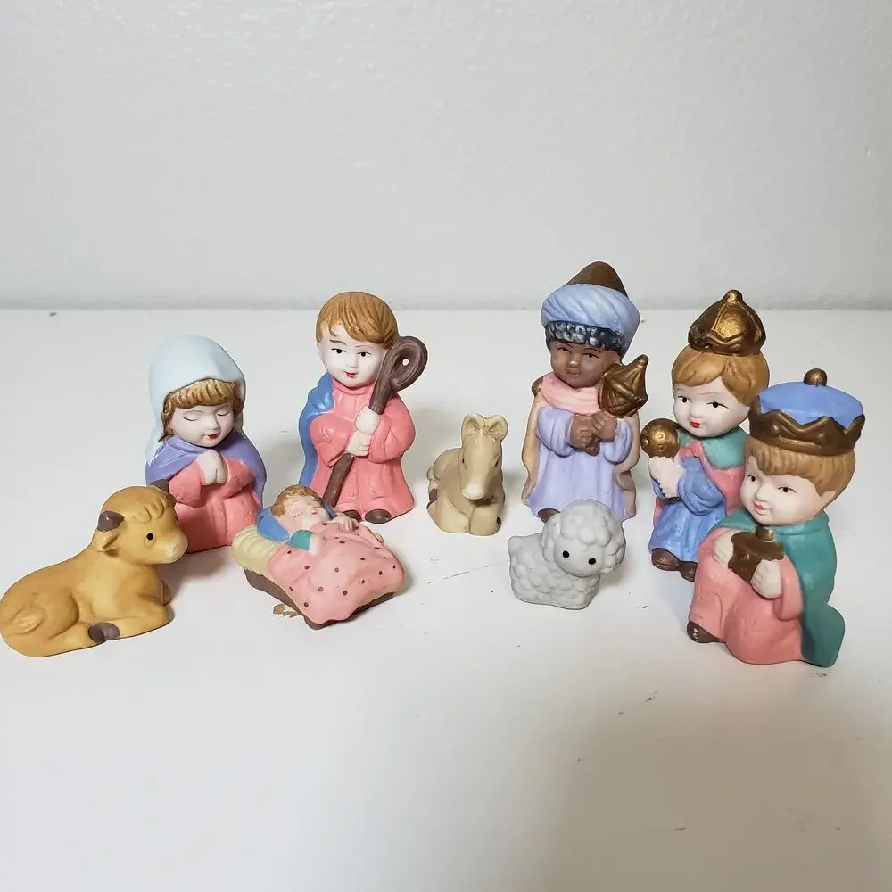 Vintage Mini 9Pc Hand Painted Holy Night Nativity Set Porcelin Ceramic Christmas