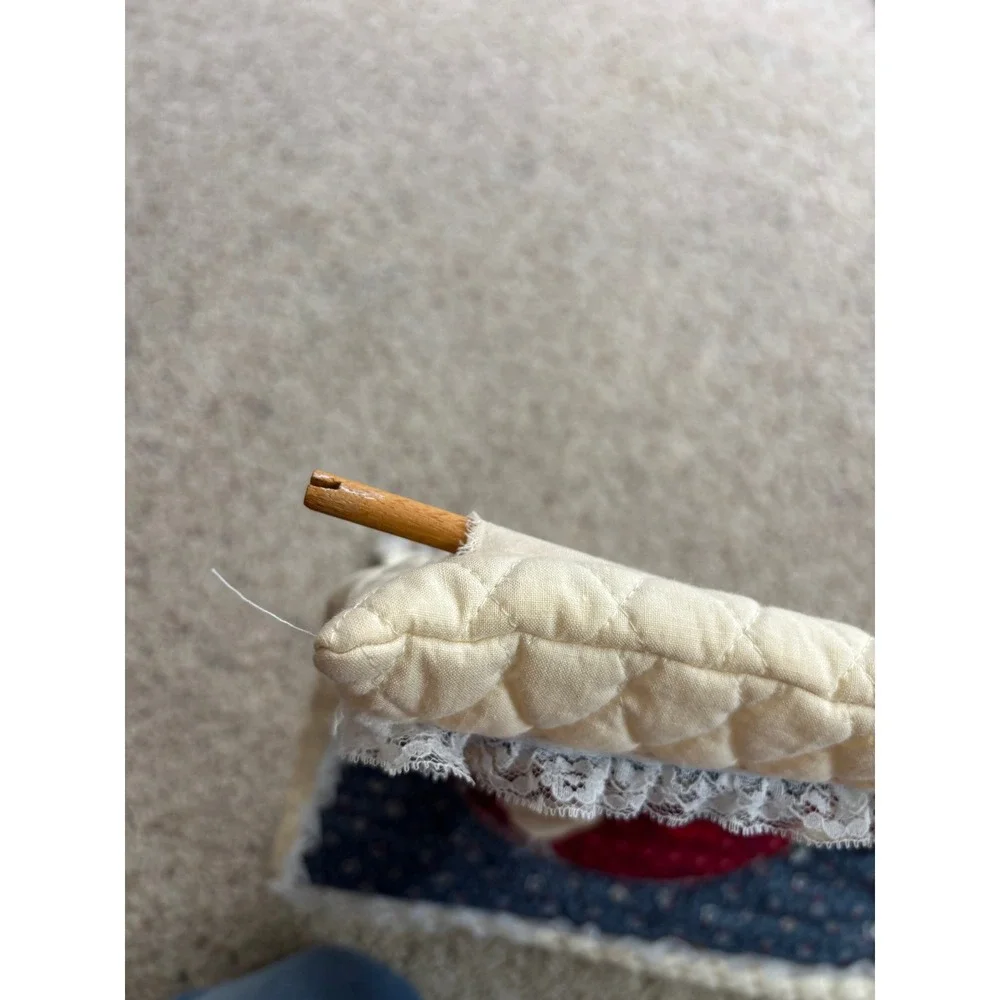 N/A vtg holly