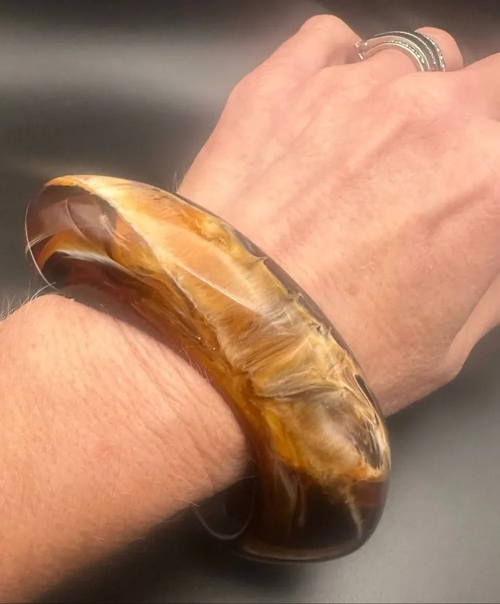 Vintage Lucite beautiful vintage