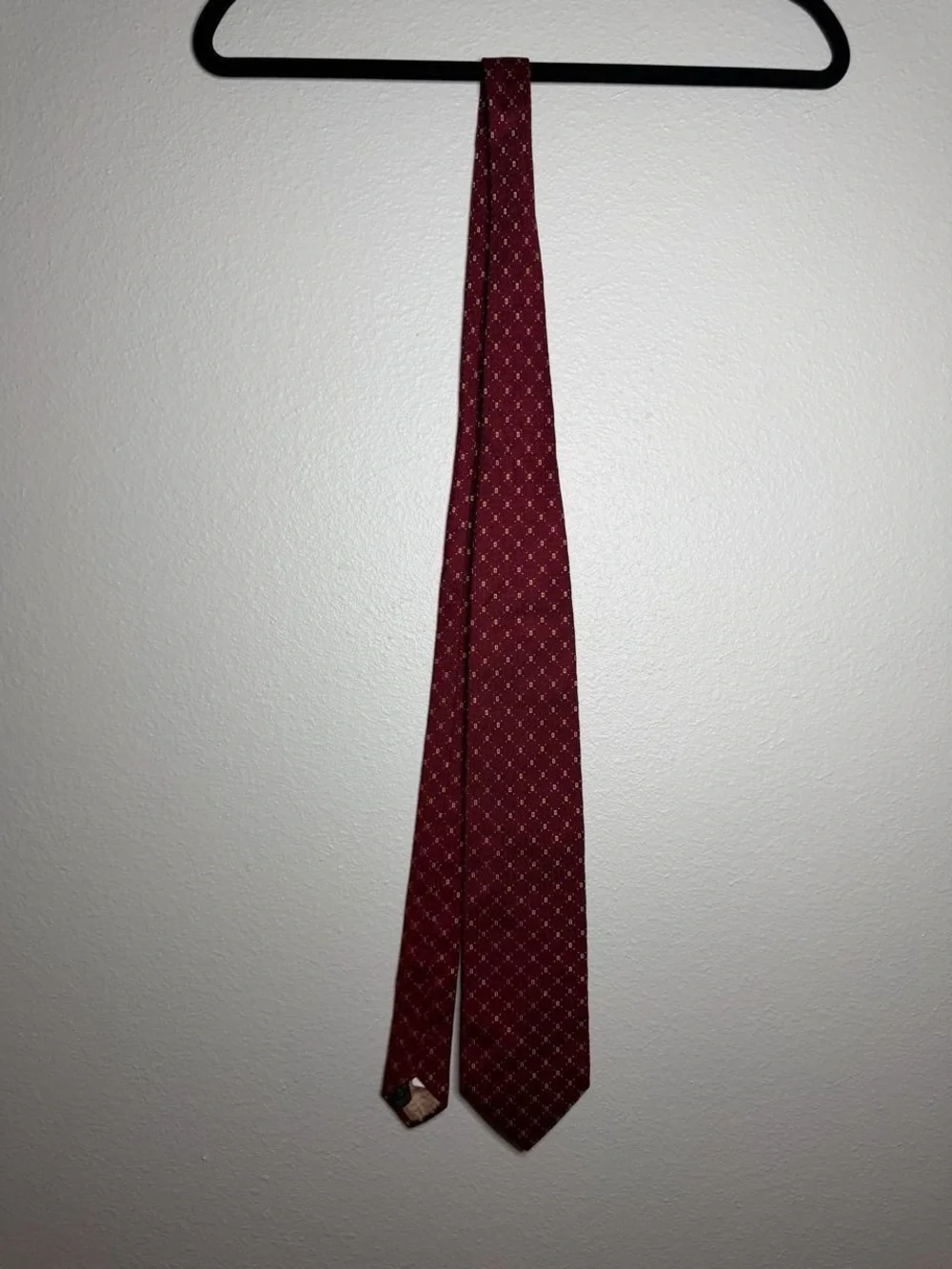 Burberry classic burgundy