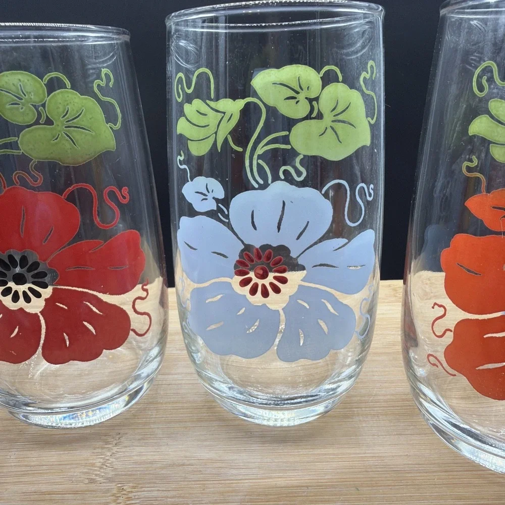 Vintage Set Of 4 50s Morning Glory Poppy Tumblers American Horror Story S4 Ep 5
