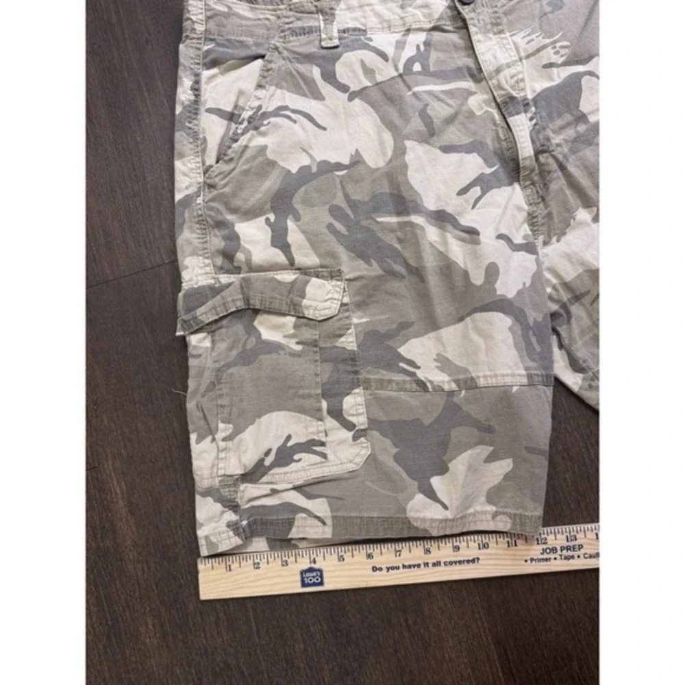 Wrangler Camo Cargo Shorts Mens 42 Relaxed Fit Loose Utility Outdoors Green Army