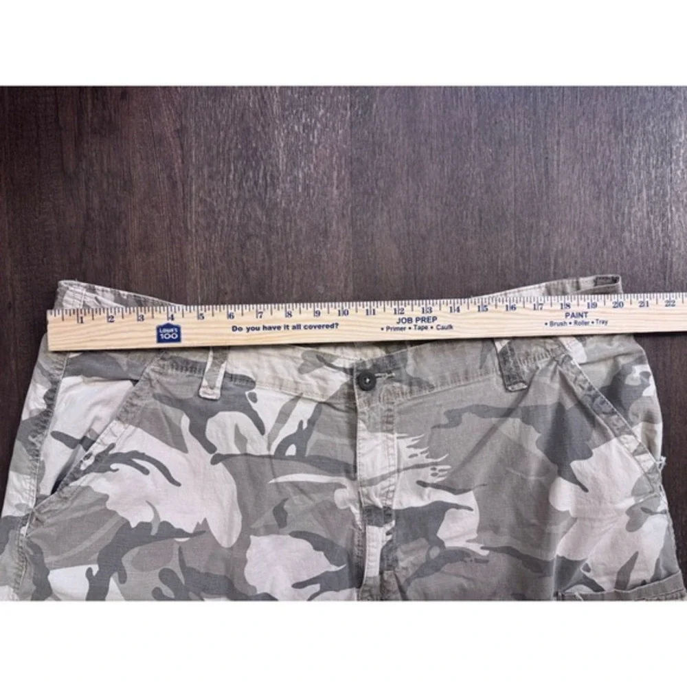Wrangler Camo Cargo Shorts Mens 42 Relaxed Fit Loose Utility Outdoors Green Army