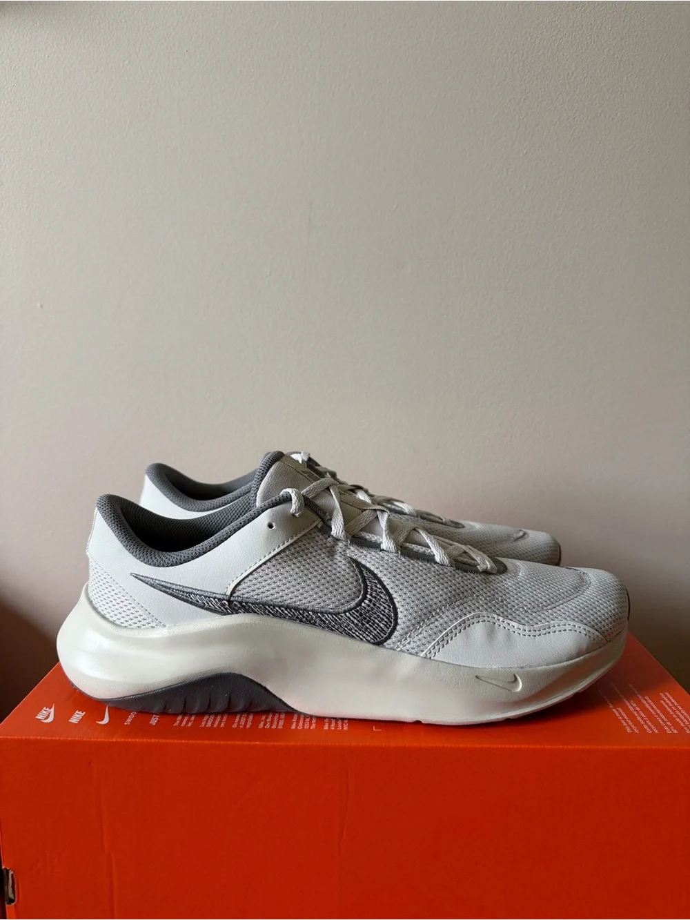 Nike Legend Essential 3 Photon Grey DM1120-005 Men’s Size 10.5