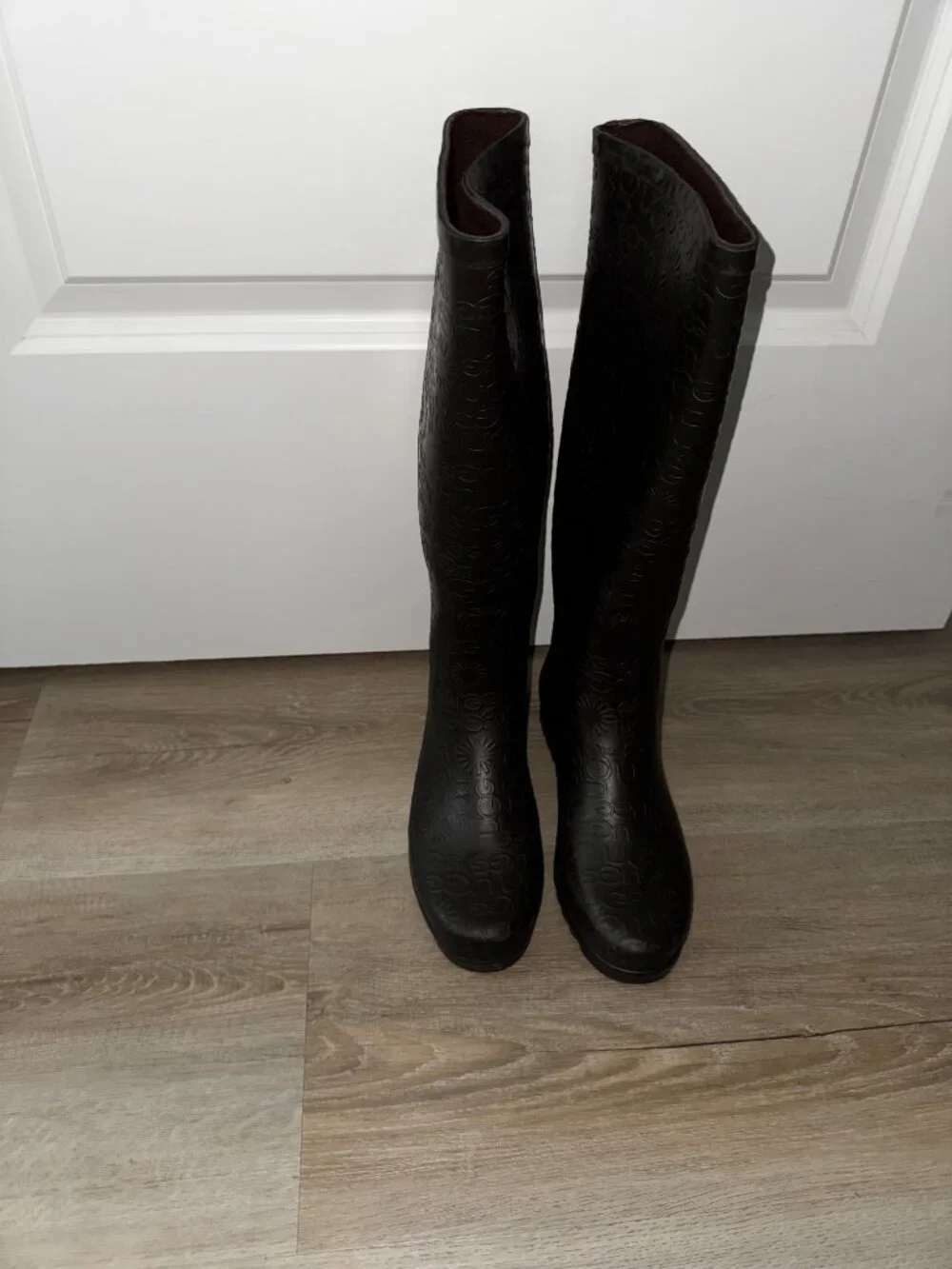 UGG women rain