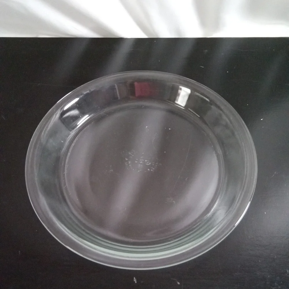 Pyrex 209 Clear Glass 9 Inch Round Pie Plate Vintage Ovenware Made in USA