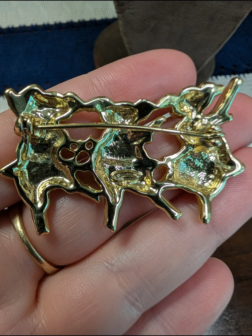 N/A gold tone