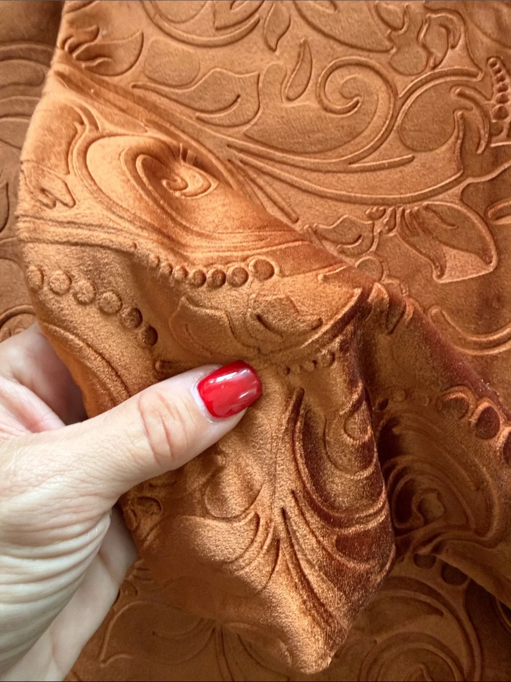 TangDepot decorative paisley