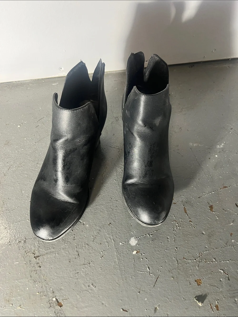 me too Black Leather Ankle Booties with Cutout V Detailing
