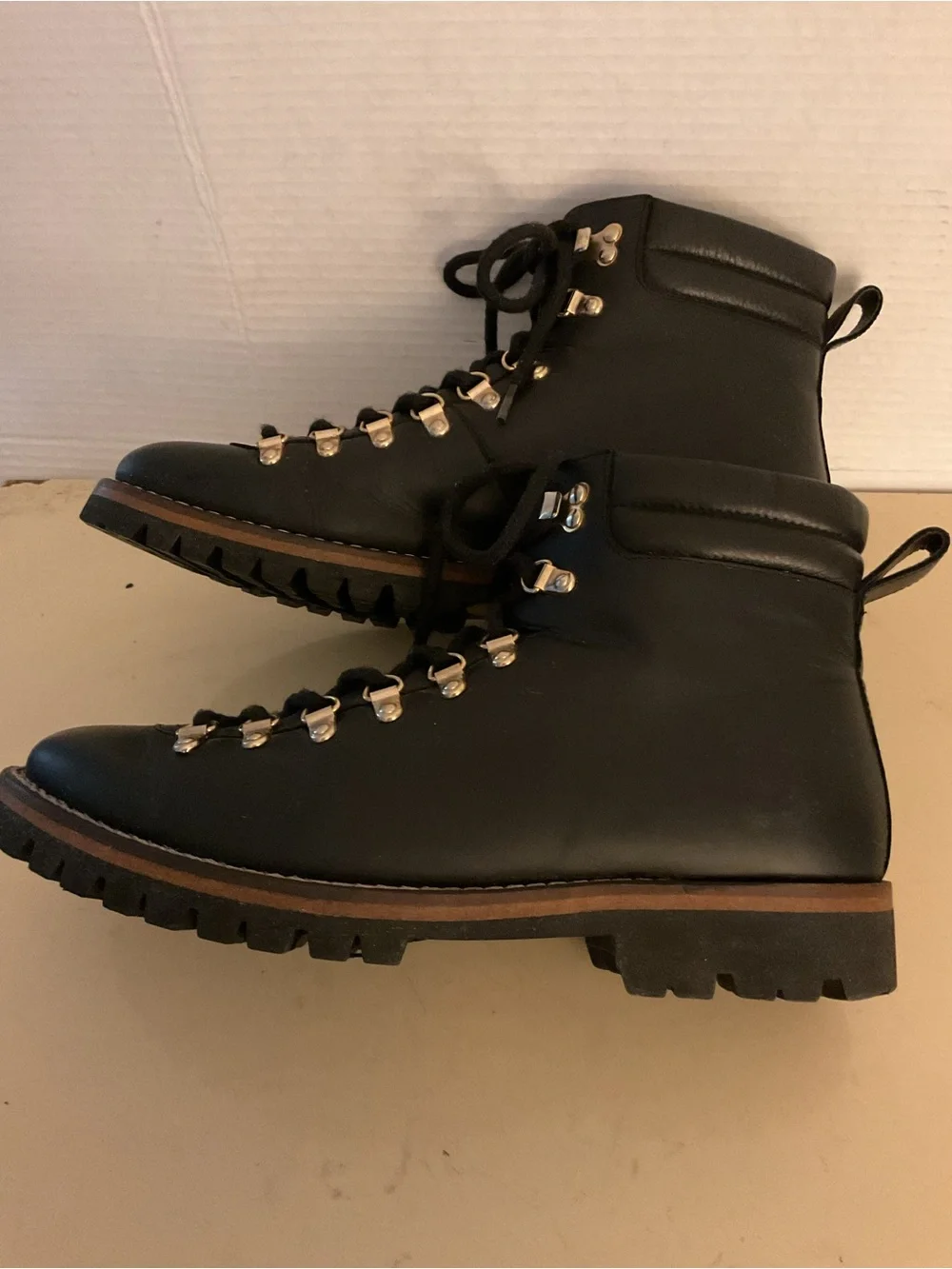 T A F T premium black