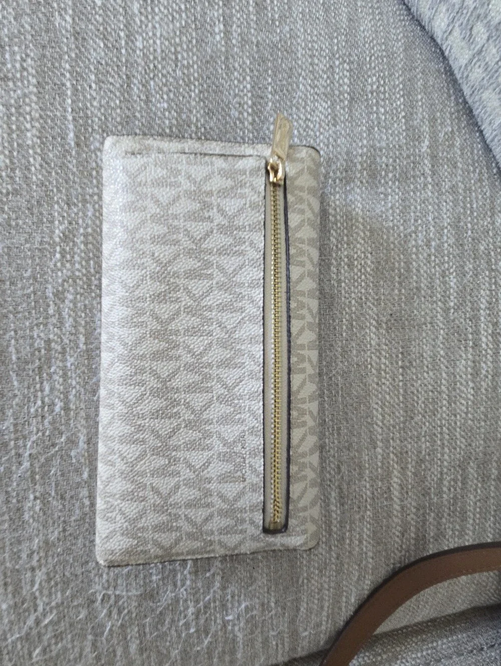 Michael Kors little please mark