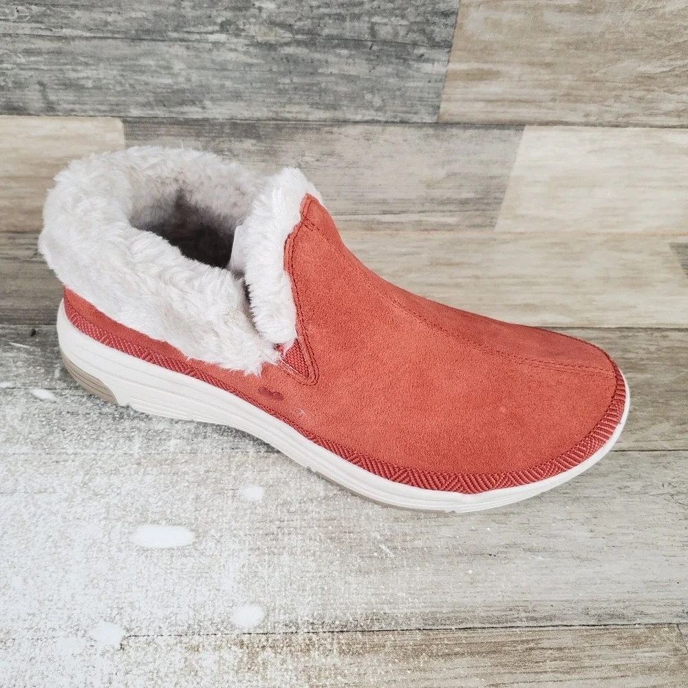 Ryka Adventure Womens Shoes Sz 9.5‎ W Adobe Red Water-Repellent Leather Fur Trim