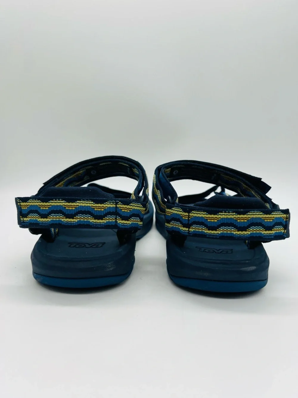 Teva hurricane xlt