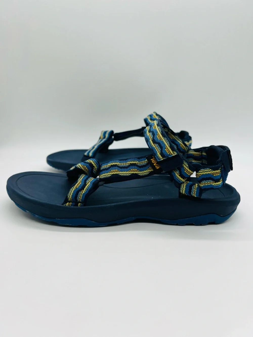 Teva hurricane xlt