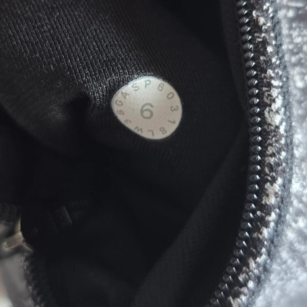lululemon athletica excellent like